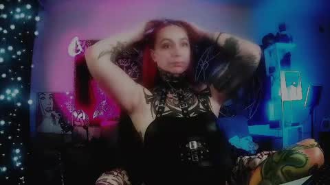 Snapshot of jennalovvee chatting on 05-29-26, 12:30 Mrs. Jenna online show from 05-29-26, 12:30