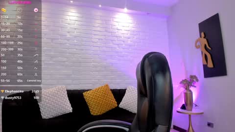 Jenna Olson  online show from 01-22-25, 12:38