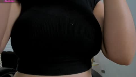 Jenna Olson  online show from 02-20-25, 11:42