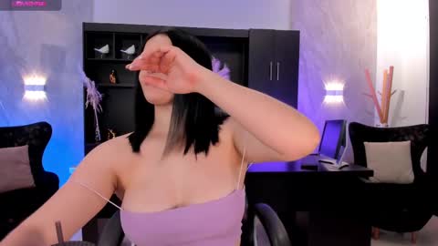 Jenna Olson  online show from 03-10-25, 09:40