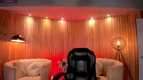 Jenna Olson  online show from 09-27-25, 06:46