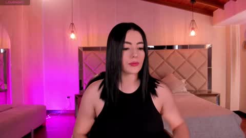 Jenna Olson  online show from 10-01-25, 05:41