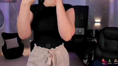 Jenna Olson  online show from 12-04-25, 06:38