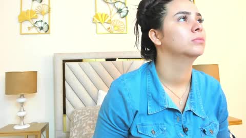 Snapshot of jenner_madison chatting on 05-25-26, 11:05 jenner_madison online show from 05-25-26, 11:05
