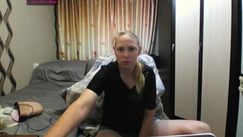JenniDeep online show from 06-14-26, 12:18