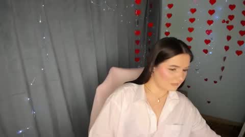 Jennie online show from 03-12-26, 01:39