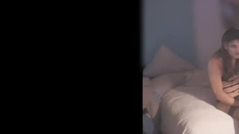 Jennie bttmcd online show from 11-09-25, 08:45