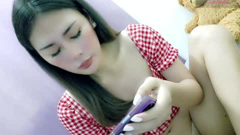 Snapshot of jenniethetg69 chatting on 05-16-26, 11:57 jennie online show from 05-16-26, 11:57