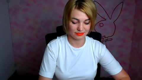 Jennifer online show from 07-07-26, 11:47