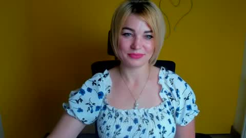 Jennifer online show from 08-03-26, 11:37