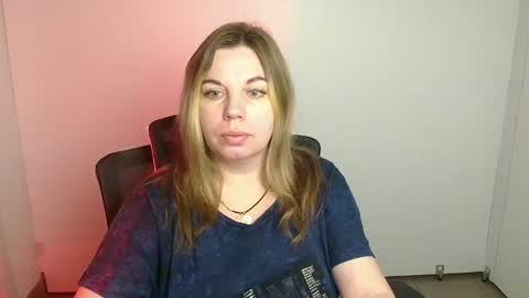 Jennifer online show from 10-13-25, 05:51