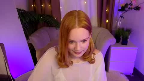 Snapshot of jennifer_shy_ chatting on 05-03-26, 12:22 Jennifer online show from 05-03-26, 12:22