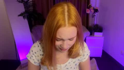 Snapshot of jennifer_shy_ chatting on 05-29-26, 11:41 Jennifer online show from 05-29-26, 11:41
