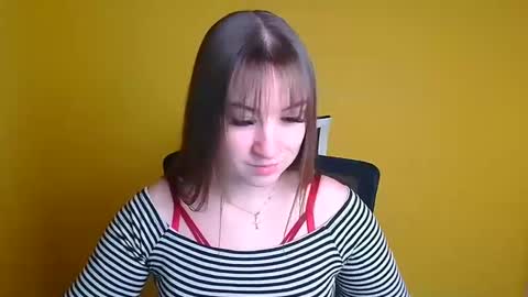 Jennifer online show from 01-04-25, 07:24