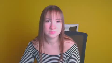 Jennifer online show from 02-05-25, 06:35