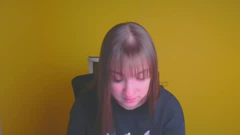 Jennifer online show from 02-06-25, 06:40