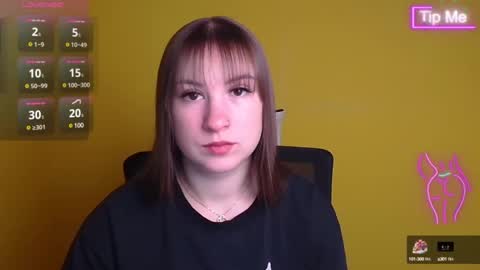 Jennifer online show from 02-21-25, 06:40