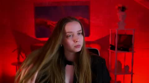 Jennifer online show from 05-29-26, 06:39