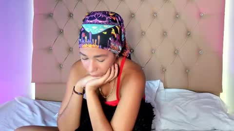 jenny__lawrence online show from 12-22-25, 07:11