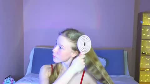 Snapshot of jenny_angelok chatting on 04-28-26, 01:49 Next broadcast on December 05 subject to change online show from 04-28-26, 01:49