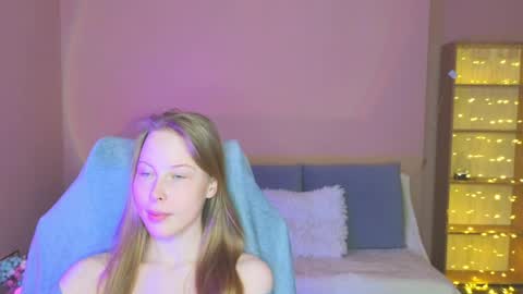 Snapshot of jenny_angelok chatting on 05-10-26, 01:49 Next broadcast on December 05 subject to change online show from 05-10-26, 01:49