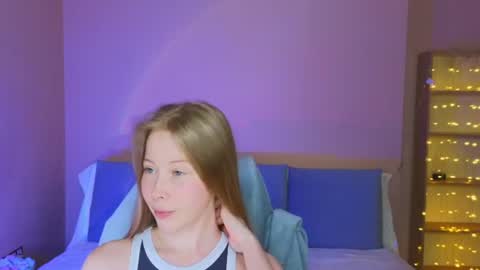 Snapshot of jenny_angelok chatting on 07-01-26, 03:12 Next broadcast on December 05 subject to change online show from 07-01-26, 03:12