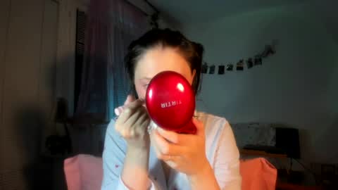 Jennifer Jenny Darling   online show from 04-20-26, 06:20