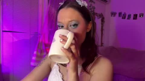 Jennifer Jenny Darling   online show from 06-20-26, 07:05
