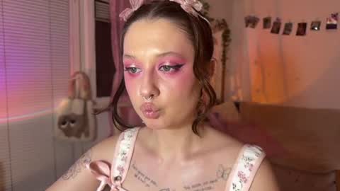 Jennifer Jenny Darling   online show from 07-07-26, 07:07