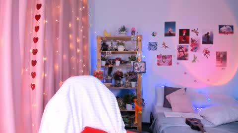 Snapshot of jenny_piper chatting on 02-23-25, 07:00 Jenny Piper online show from 02-23-25, 07:00