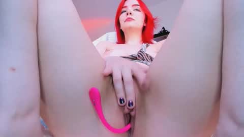 Snapshot of jenny_piper chatting on 11-16-25, 04:18 Jenny Piper online show from 11-16-25, 04:18