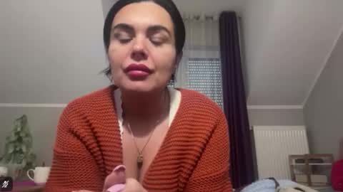 Jenny online show from 12-16-25, 09:03