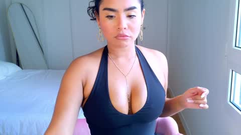 Snapshot of jenny_roberts96 chatting on 06-05-26, 02:56 Jenny Roberts online show from 06-05-26, 02:56
