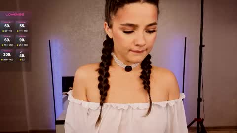 Jenny online show from 09-26-25, 05:17