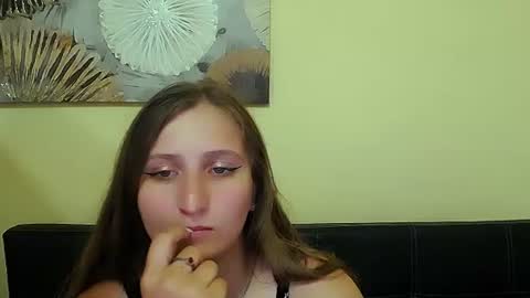 jenny_smille_ online show from 06-18-26, 09:47