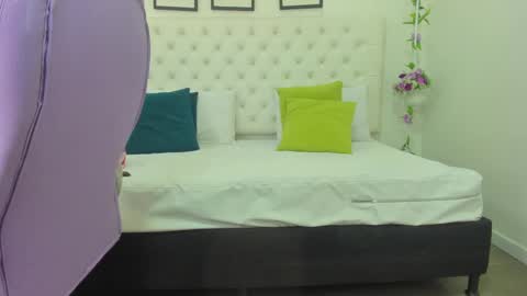 Snapshot of jenny_stark chatting on 03-09-25, 07:05 jenny_stark online show from 03-09-25, 07:05