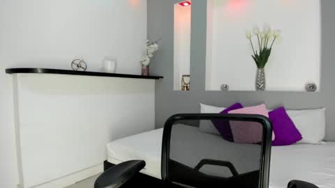 jenny_towers online show from 12-28-24, 09:31