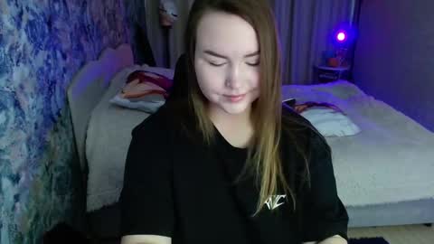 Snapshot of jennyattal chatting on 12-04-25, 08:01 Jenny online show from 12-04-25, 08:01