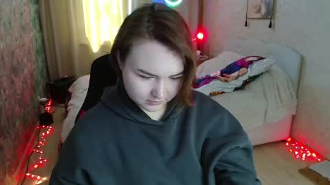 Jenny online show from 04-24-26, 05:10