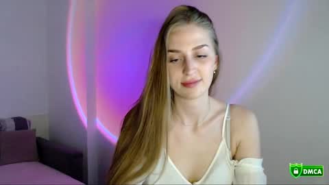The Flower Power Models online show from 11-12-25, 02:39