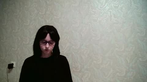 JennyOlset online show from 10-23-25, 04:56