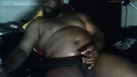 Snapshot of jeremiah0827 chatting on 05-05-26, 07:05 jeremiah0827 online show from 05-05-26, 07:05
