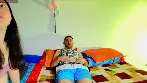 Snapshot of jeremmyandstacy chatting on 11-28-25, 10:56 Jeremmyandstacy online show from 11-28-25, 10:56