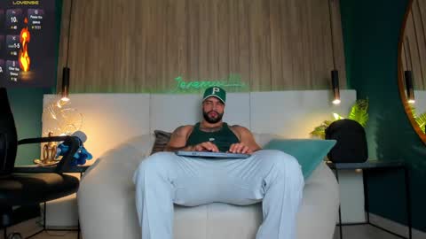 Jeremy online show from 01-21-25, 01:39