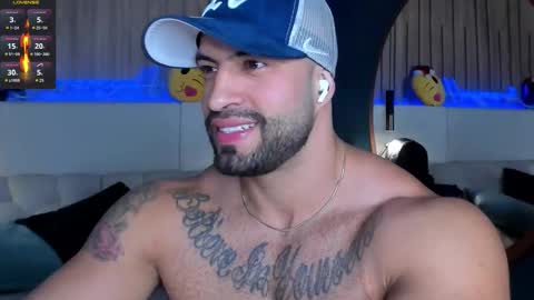 Snapshot of jeremy_harden chatting on 12-19-25, 09:44 Jeremy online show from 12-19-25, 09:44