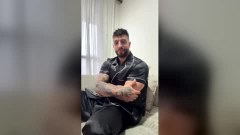 Snapshot of jeremy_harden chatting on 03-08-26, 12:09 Jeremy online show from 03-08-26, 12:09