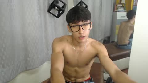 Snapshot of jeremy_job chatting on 05-11-26, 12:00 Jeremy online show from 05-11-26, 12:00