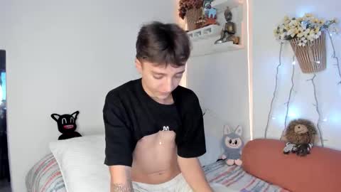 jero independent model online show from 02-13-26, 07:59