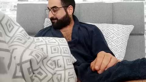 Snapshot of jerkbulll chatting on 09-18-25, 11:34 jerkbulll online show from 09-18-25, 11:34