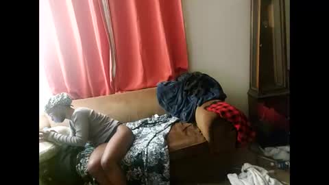 SkynStarlight online show from 02-18-26, 08:10